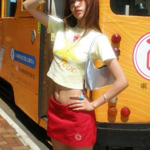 Fitted Summer T-Shirt for Women with Starfruit Print, Trendy Short Sleeves, Slimming Design, Straight Shoulder, Y2K Style Top