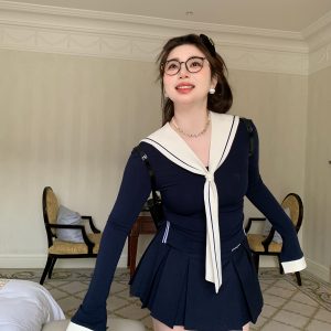 Fitted T-Shirt with Detachable Navy Collar Vest - Tokyo Style Senior Sister Top for a Chic, Slightly Chubby Fit