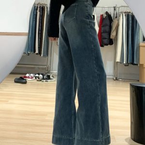 Flared Bell-Bottom Jeans for Petite Pear-Shaped Figures - Loose-Fitting Non-Sticking Pants for Thick Thighs and Wide Hips