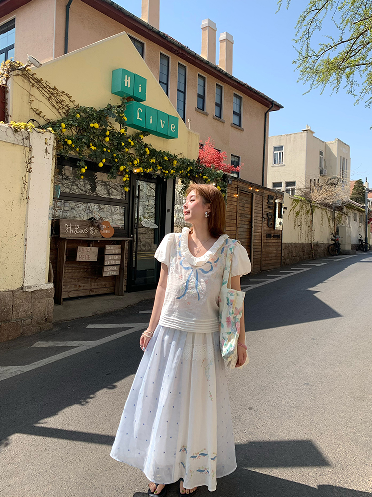 Floral Embroidery Linen Short Sleeve Shirt and Skirt Set for Women - Vintage Summer Outfit, Loose Fit, Boho Style Floral Embroidery Linen Short Sleeve Shirt and Skirt Set for Women - Vintage Summer Outfit, Loose Fit, Boho Style