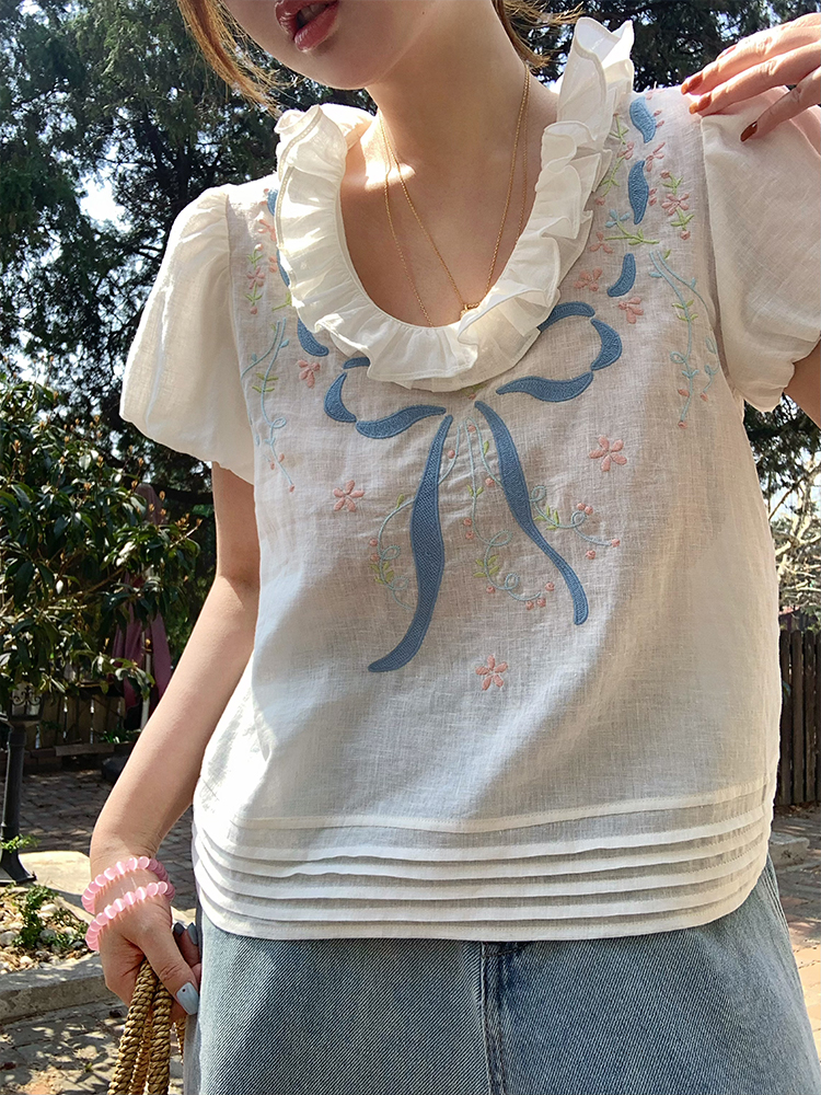 Floral Embroidery Linen Short Sleeve Shirt and Skirt Set for Women - Vintage Summer Outfit, Loose Fit, Boho Style Floral Embroidery Linen Short Sleeve Shirt and Skirt Set for Women - Vintage Summer Outfit, Loose Fit, Boho Style