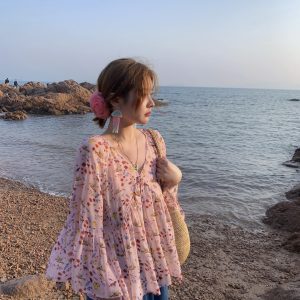 Floral Long Sleeve Chiffon Shirt for Women - Vintage 90s Style Loose Bell Sleeve Sun Protection Top