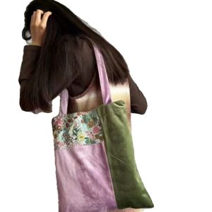 Floral Patchwork Velvet Tote Bag - Vintage Large-Capacity Commuter Shoulder Handbag for Casual Everyday Use