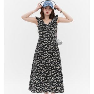Floral Ruffled Sleeve Tea Dress - Curvy Fit, Waist-Defined, Vintage-Inspired Floral Print, Perfect for Y2K and Summer Events