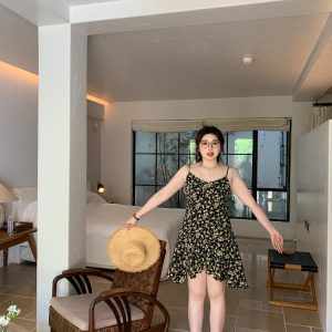 Floral Spaghetti Strap Dress with French V-Neck and Waist-Cinching Design - Midsummer Chic, Slimming Textured Skirt, Perfect for Daywear