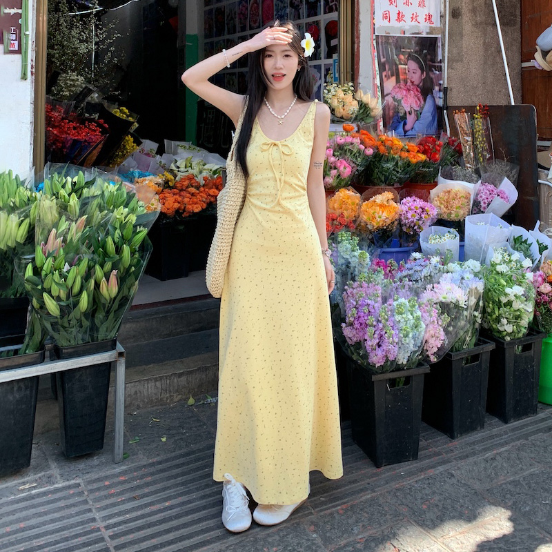 Floral Spaghetti Strap Long Dress with Low Neck and Bow Tie - Women's Gentle Summer Dress, Perfect for Y2K and Bohemian Styles
