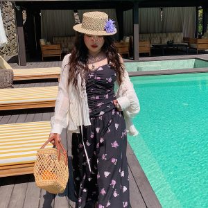 Floral Spaghetti Strap Plus Size Dress for Women – Summer 2025 Slimming Design, Flattering for Curvy Figures, Trendy and Stylish