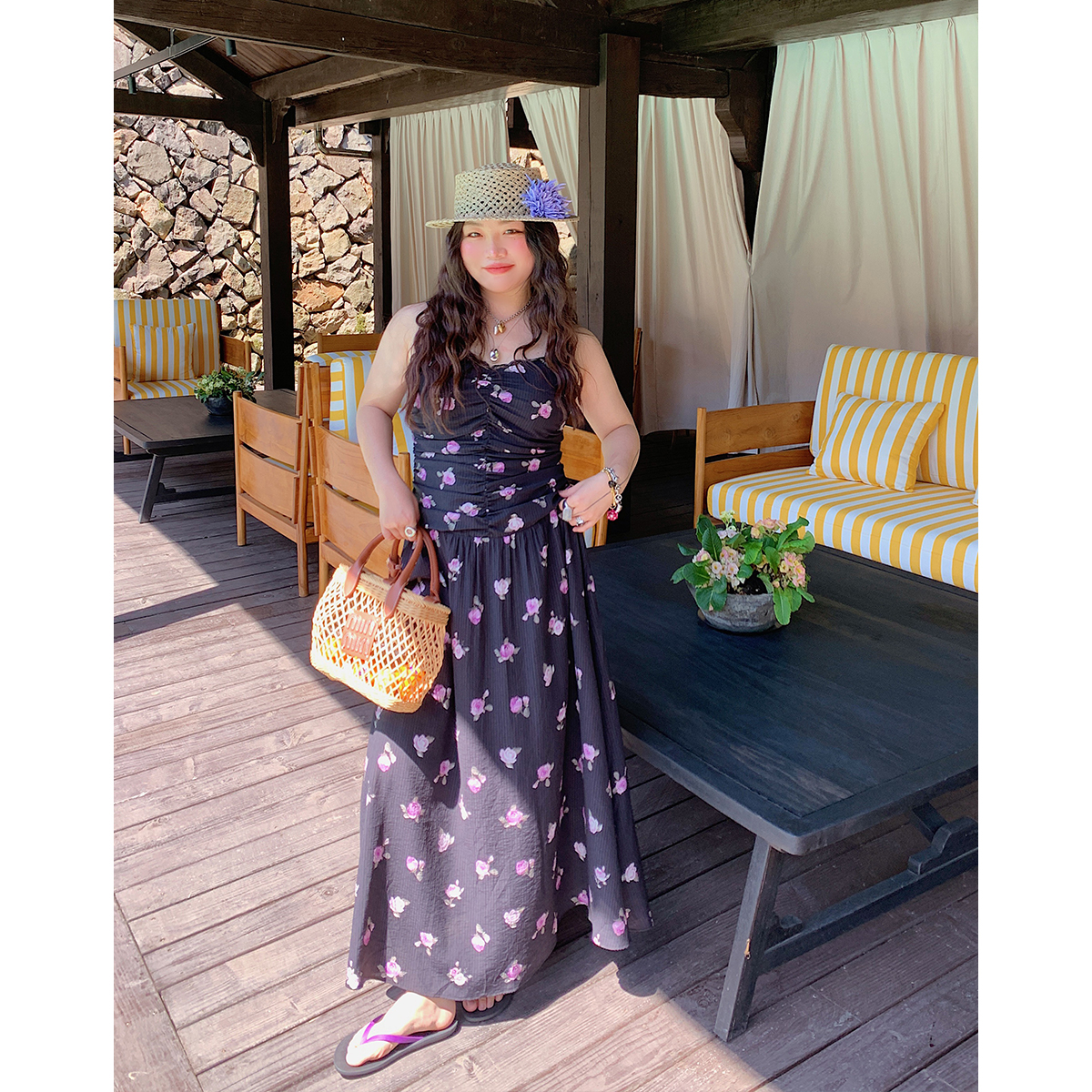 Floral Spaghetti Strap Plus Size Dress for Women – Summer 2025 Slimming Design, Flattering for Curvy Figures, Trendy and Stylish