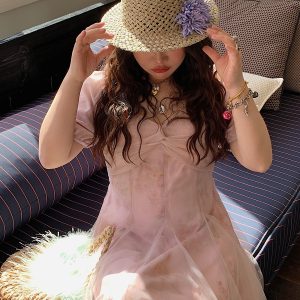 Floral V-Neck Dress for Women, Thin Gauze, Waist-Cinched, Summer 2025, Unique French Style, Elegant Floral Print, Fashion Trend