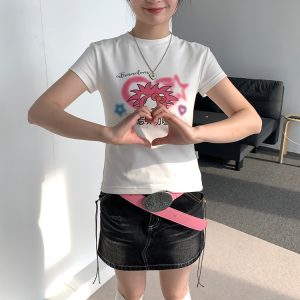 Forget Love Y2K Cartoon Graphic Slim-Fit White T-Shirt for Women - Casual Short Sleeve Tee