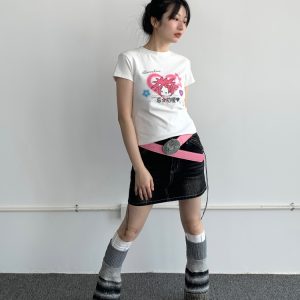 Forget Love Y2K Cartoon Graphic Slim-Fit White T-Shirt for Women - Casual Short Sleeve Tee