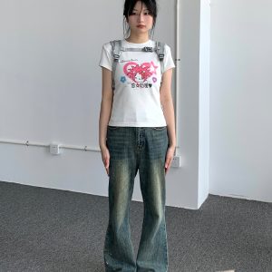 Forget Love Y2K Cartoon Graphic Slim-Fit White T-Shirt for Women - Casual Short Sleeve Tee