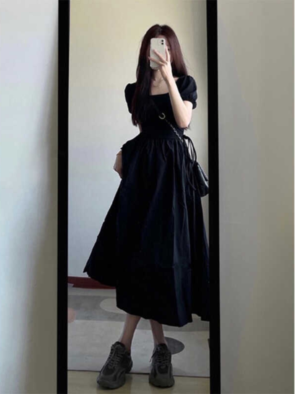 French Hepburn-Style Mid-Length Black Dress - Square Neck, Waist-Cinching, Elegant Casual Summer Dress for Women French Hepburn-Style Mid-Length Black Dress - Square Neck, Waist-Cinching, Elegant Casual Summer Dress for Women