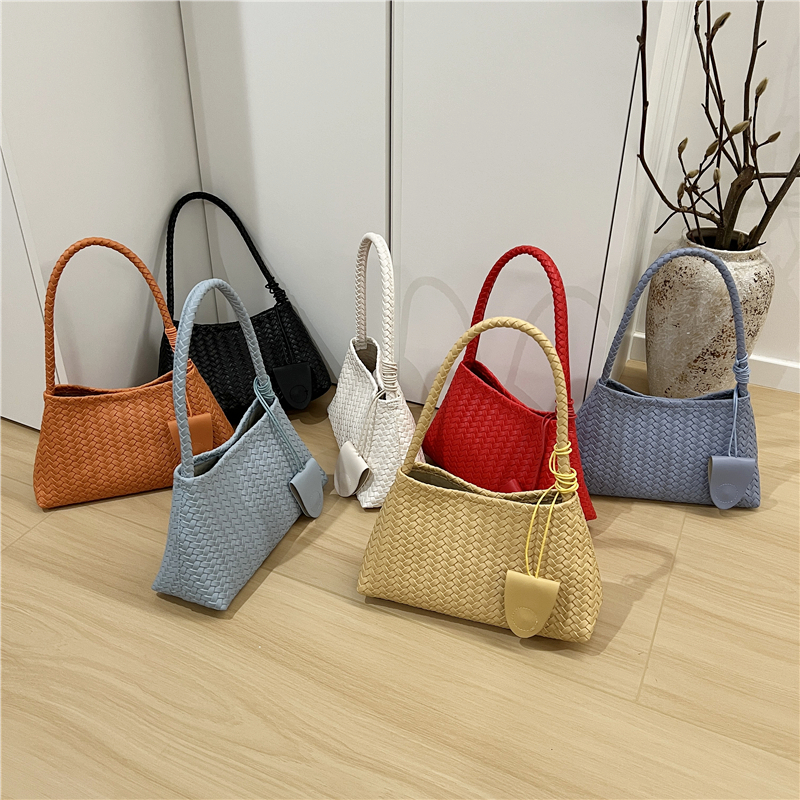 French Niche High-End Woven Handheld Shoulder Baguette Bag - Small Dirty Cabinet 2025 Fashion Underarm Bag