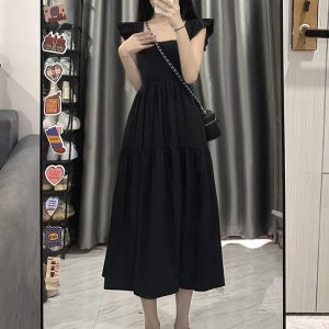 French-Style Black Square Neck Sleeveless Dress with Small Flying Sleeves for Women - 2025 Summer Petite Slim Mid-Length Fashion.