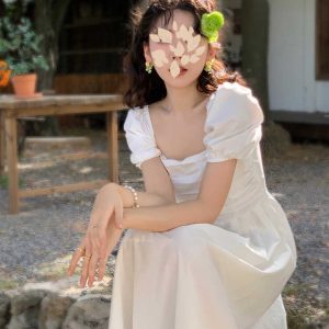 French-Style White Long Dress for Women, Square Neck, Elegant Puff Sleeves, Perfect for Petite Figures, Spring/Summer 2025