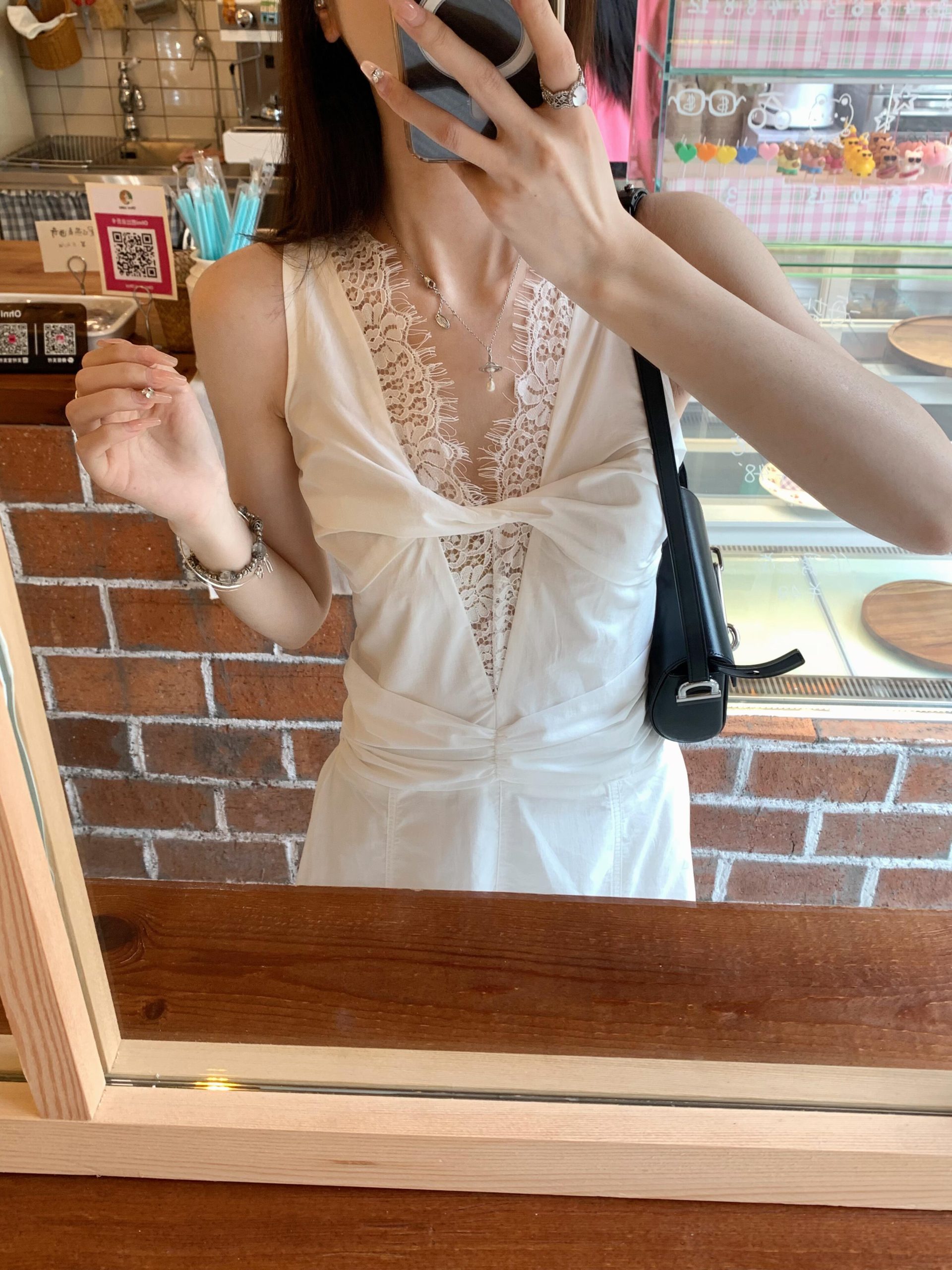 French Summer V-Neck Lace Dress Women's A-Line Vintage Slim Long Dress - Elegant 90s Inspired Style French Summer V-Neck Lace Dress Women's A-Line Vintage Slim Long Dress - Elegant 90s Inspired Style