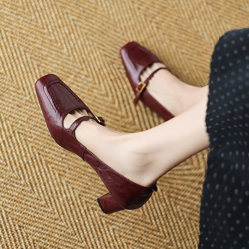 French Vintage Deer Print Genuine Leather One-Strap High-Heeled Shoes for Women - Elegant Chinese Artistic Style