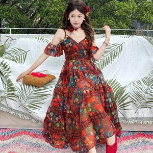 French Vintage Floral Long Dress with V-Neck and Spaghetti Straps - Summer Vacation Style Inspired by 90s and Y2K Fashion