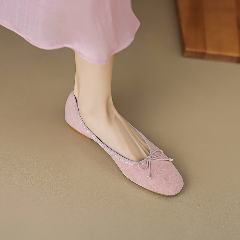 Genuine Leather Bow Tie Tote Bag & Women's Soft Sole Ballet Flats - Large Size Dance Shoes for Comfort and Style Genuine Leather Bow Tie Tote Bag & Women's Soft Sole Ballet Flats - Large Size Dance Shoes for Comfort and Style