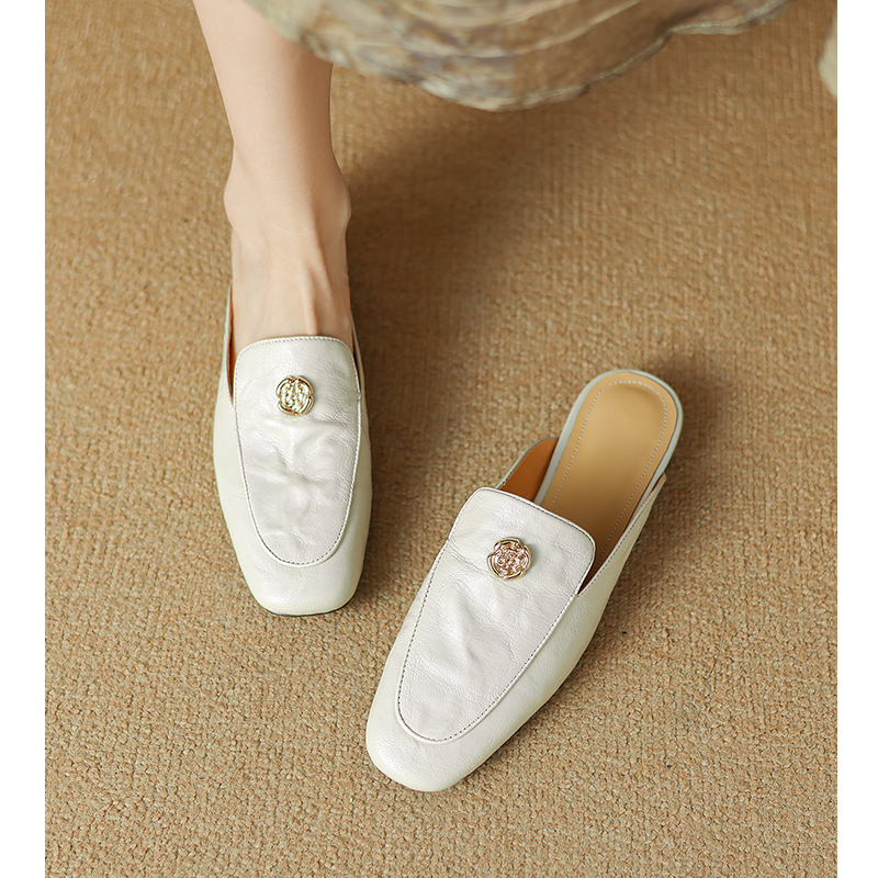 Genuine Leather Camellia Flat Mules - Sheepskin Outdoor Slippers, Half-Drag Design, Stylish Comfort, Perfect for Casual Wear