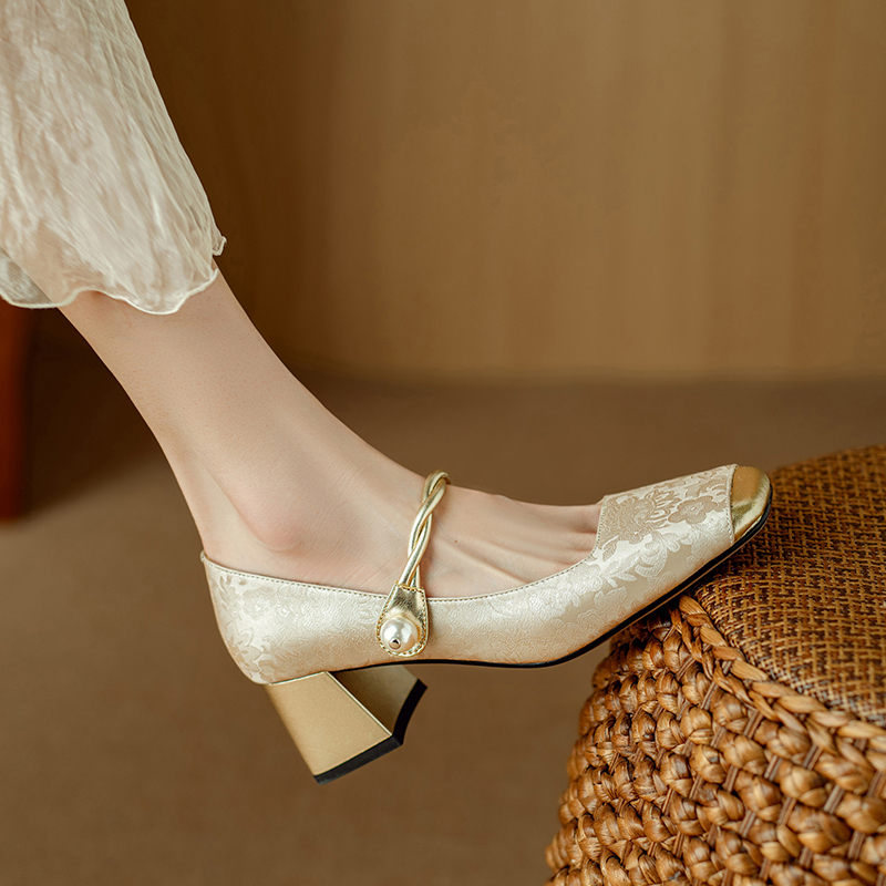 Genuine Leather Chinese-Style Square-Toe Mary Jane Shoes with Chunky High Heels - Elegant 90s Inspired Footwear