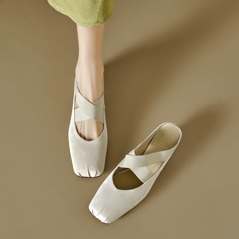 Genuine Leather Cross-Strap Open-Toe Mid-Heel Square-Toe Mules in Italian Style - Chic and Trendy Footwear for Modern Fashionistas