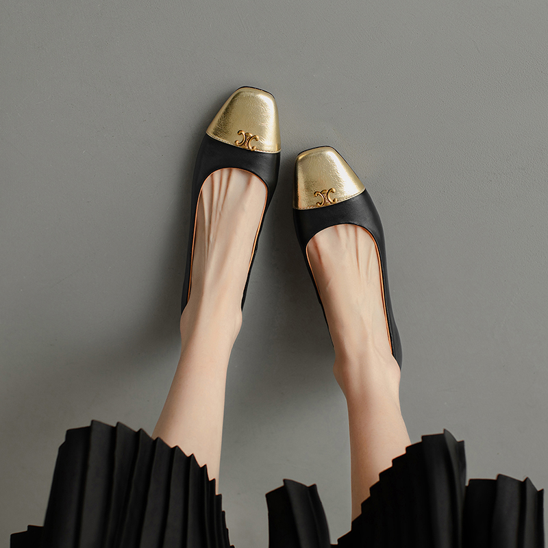 Genuine Leather French Literary Style Flat Shoes for Women - Elegant Gold Buckle, Square Toe, Low Chunky Heel, Chic Comfort Genuine Leather French Literary Style Flat Shoes for Women - Elegant Gold Buckle, Square Toe, Low Chunky Heel, Chic Comfort
