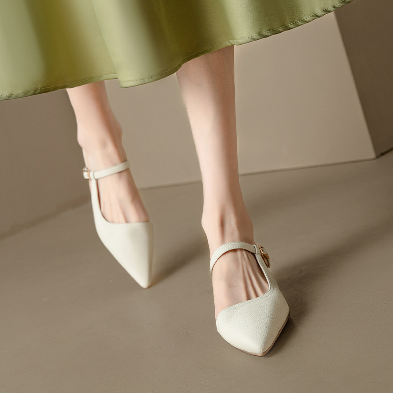 Genuine Leather One-Strap Open-Toe Half-Drag Sandals with Pointed Kitten Heels - Chic Summer Footwear for Stylish Outfits