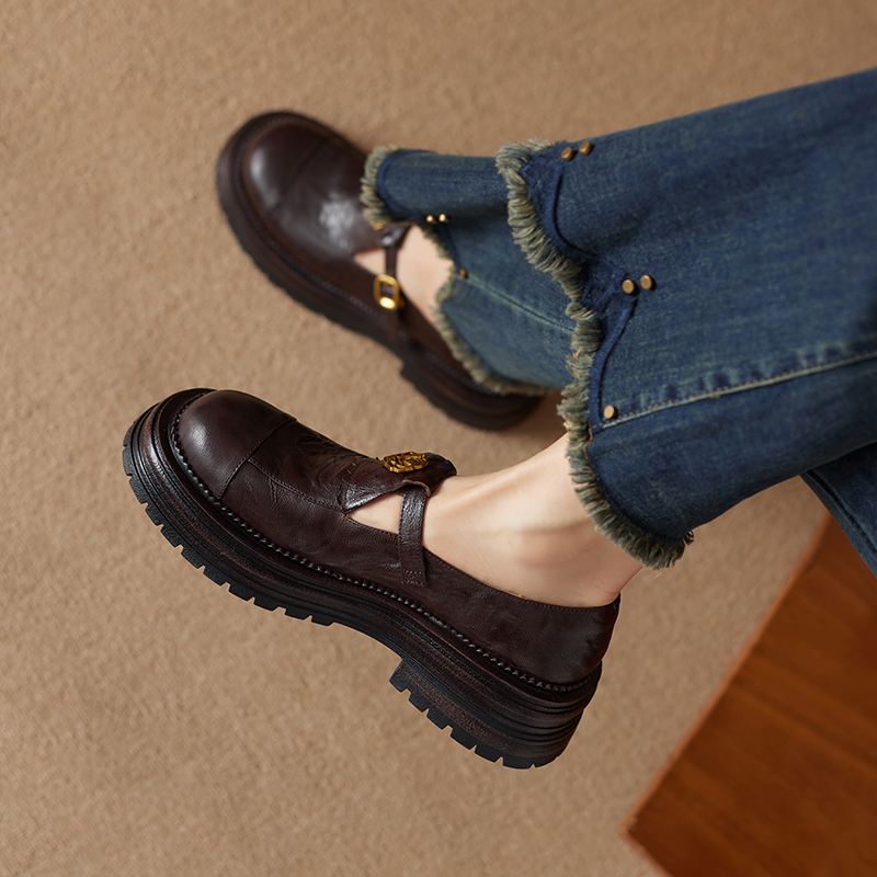 Genuine Leather Round Toe Camellia Loafers for Women - Retro Thick-Soled Flats for Commuting, Versatile Y2K Style Shoes Genuine Leather Round Toe Camellia Loafers for Women - Retro Thick-Soled Flats for Commuting, Versatile Y2K Style Shoes