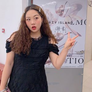 Gold Off-Shoulder Plus Size Dress for Women - Elegant Goddess Style, Waist-Defined, Black Long Dress for Summer Events