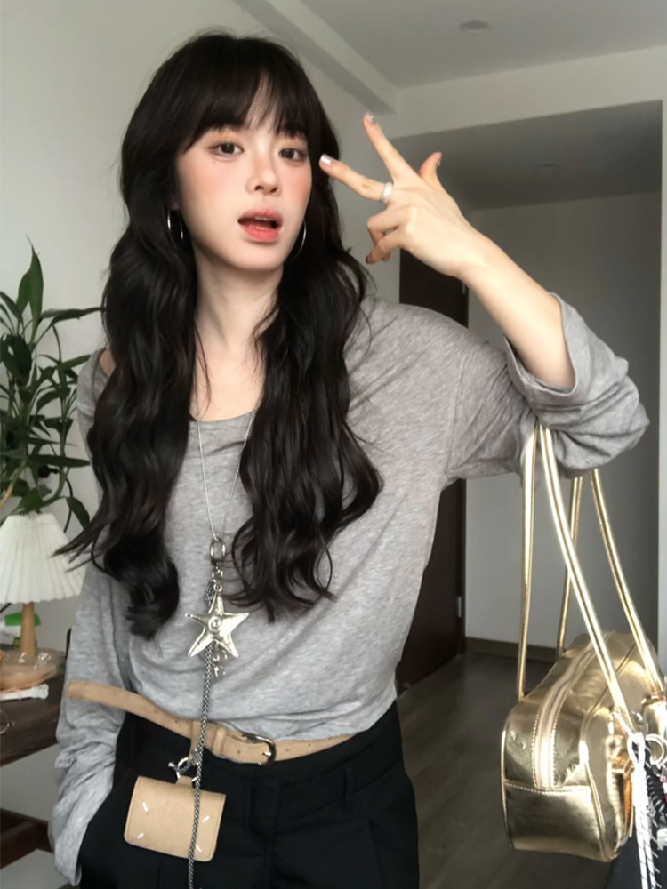 Gray Faux Two-Piece Long Sleeve T-Shirt for Women - Spring Halter Neck Off-Shoulder One-Shoulder Top in Trendy Style Gray Faux Two-Piece Long Sleeve T-Shirt for Women - Spring Halter Neck Off-Shoulder One-Shoulder Top in Trendy Style