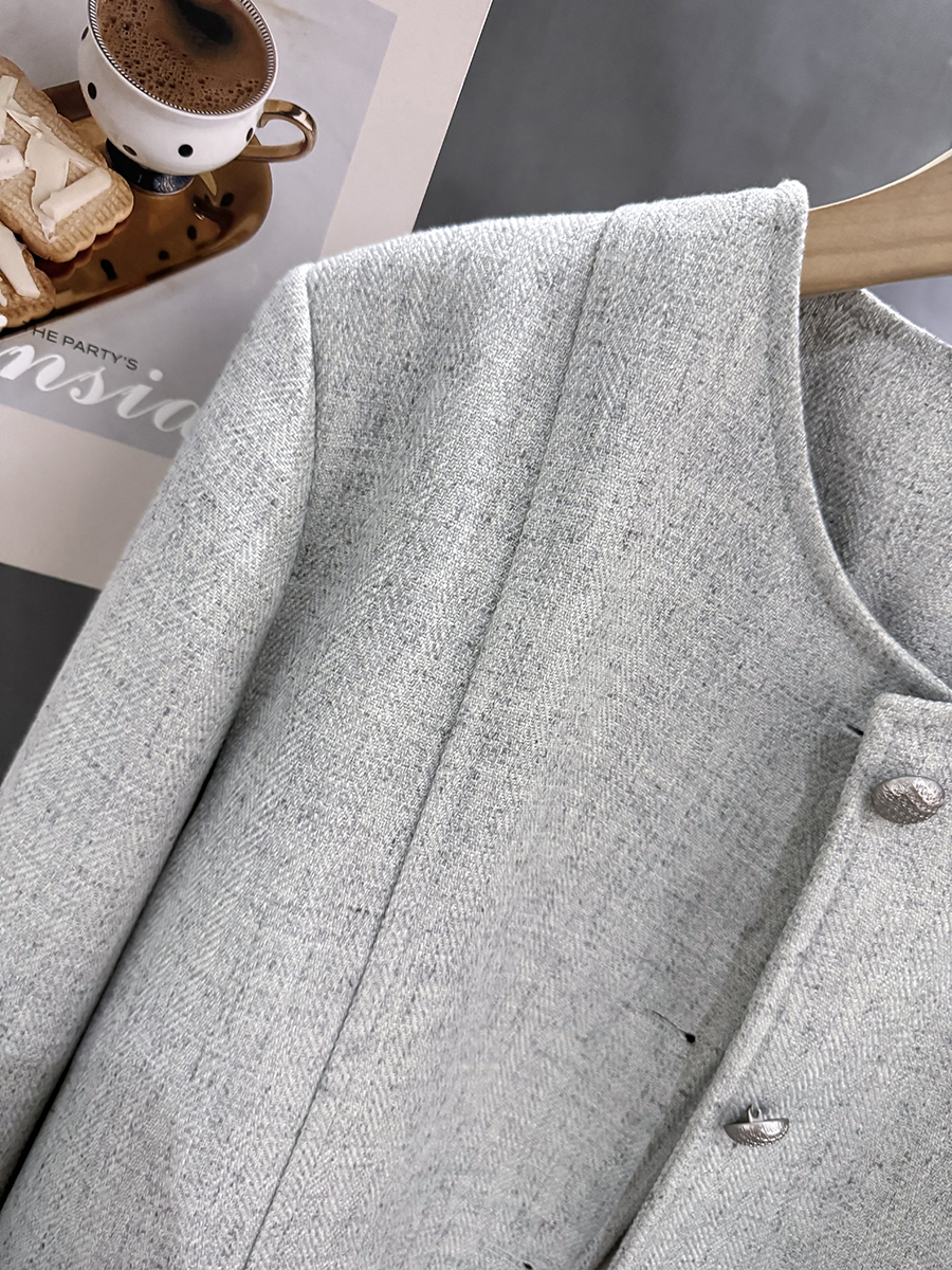 Gray-Green Textured Suit Jacket for Women - French Style, Trendy Korean Spring Autumn Fashion 2025 Gray-Green Textured Suit Jacket for Women - French Style, Trendy Korean Spring Autumn Fashion 2025