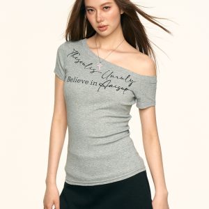 Gray Off-Shoulder Short Sleeve T-Shirt for Women - Slim Fit American Style Top for Summer 2025, Trendy Casual Wear