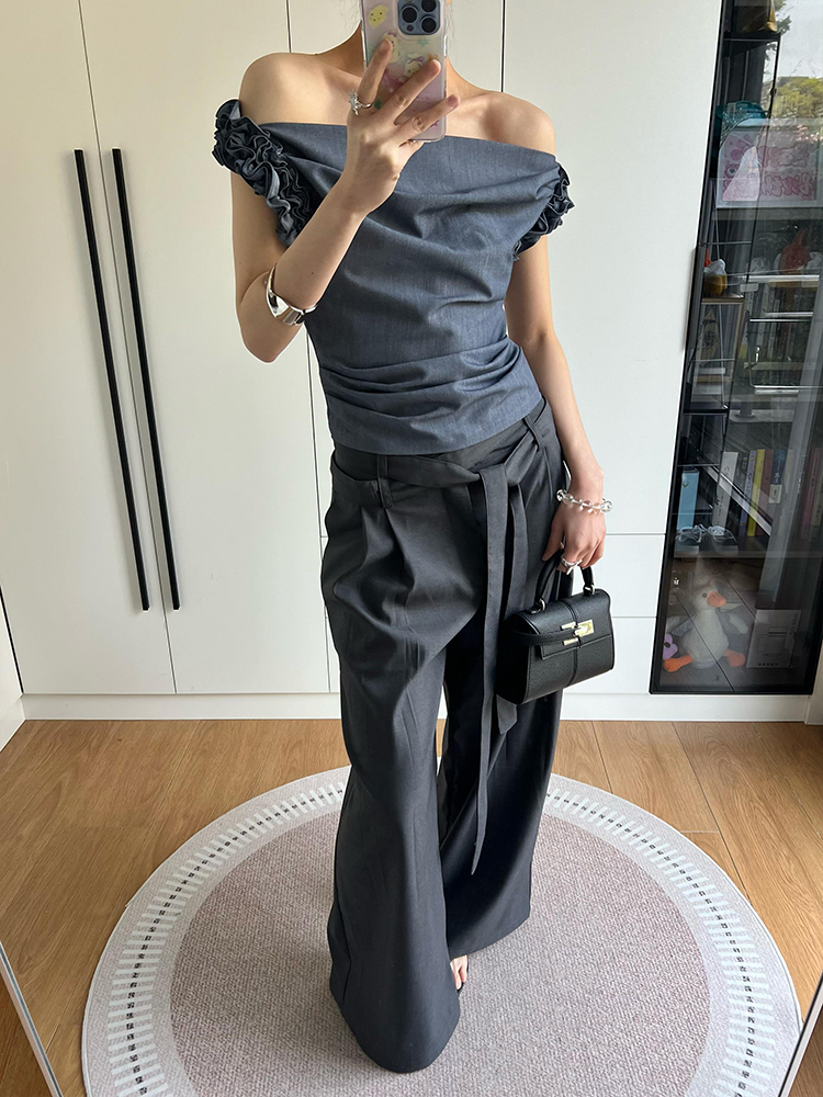 Gray One-Shoulder Draped Collar Suit Vest for Women - Luxe Sleeveless Top with Flower Bud Design, Two-Way Wear, Summer Style Gray One-Shoulder Draped Collar Suit Vest for Women - Luxe Sleeveless Top with Flower Bud Design, Two-Way Wear, Summer Style