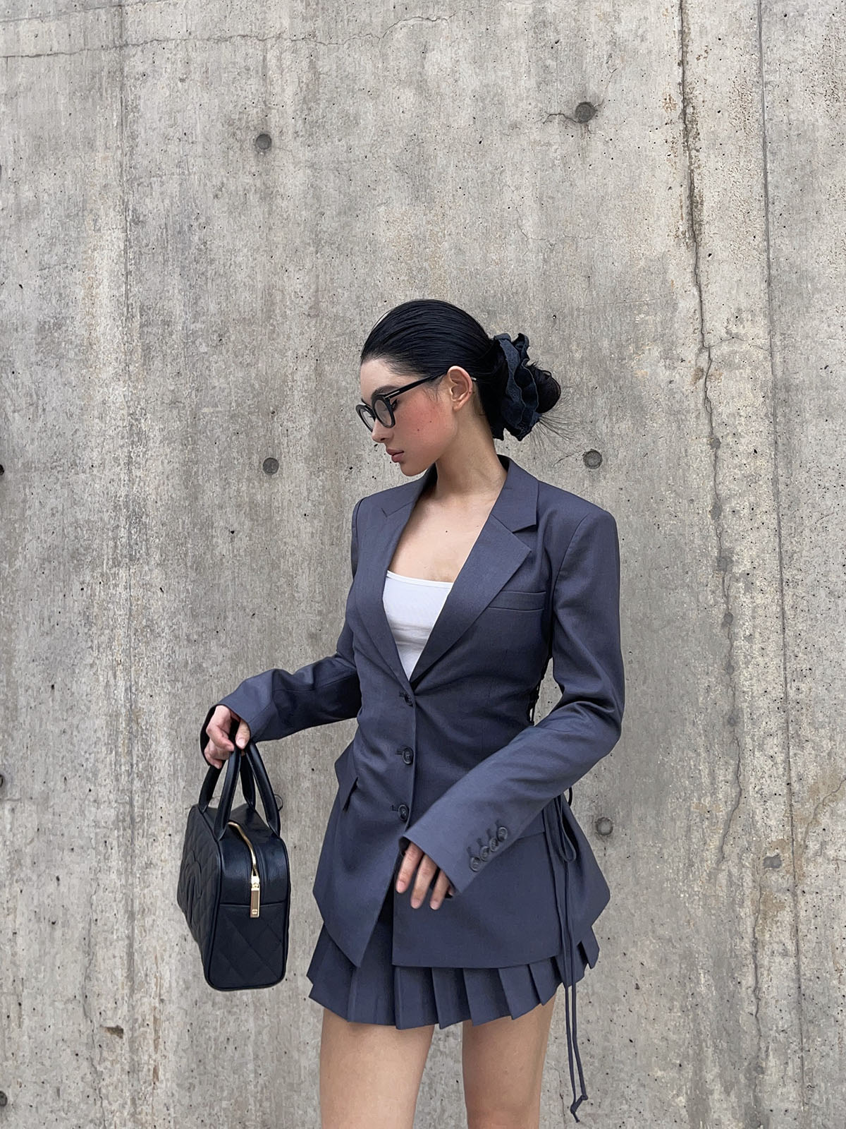 Gray Strap Waist-Cinching Fitted Suit & Pleated Skirt Set - City Girl Style for Trendy Outfits, Perfect for 90s and Y2K Fashion Gray Strap Waist-Cinching Fitted Suit & Pleated Skirt Set - City Girl Style for Trendy Outfits, Perfect for 90s and Y2K Fashion