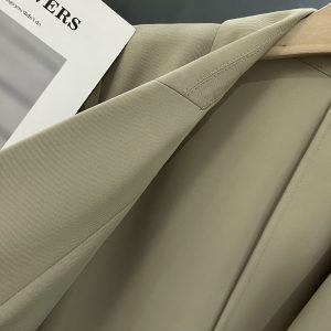 Green Lightweight British-Style Short Sleeve Blazer for Women, Vintage Charm with Metal Buttons, 2025 Summer Fashion