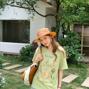 Green Retro Printed Short Sleeve T-Shirt for Women - Vintage Style Loose Drop Shoulder Top for Summer, 90s Inspired
