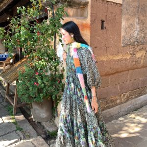 Green Retro V-Neck Dress for Women - Bohemian Long Skirt, Vintage Style, Spring Fashion, Summer of the Cicada