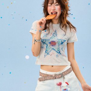 Hand-Painted Graffiti Short Sleeve T-Shirt for Women - Summer Slim Fit Cropped Top, Sweet and Spicy Style