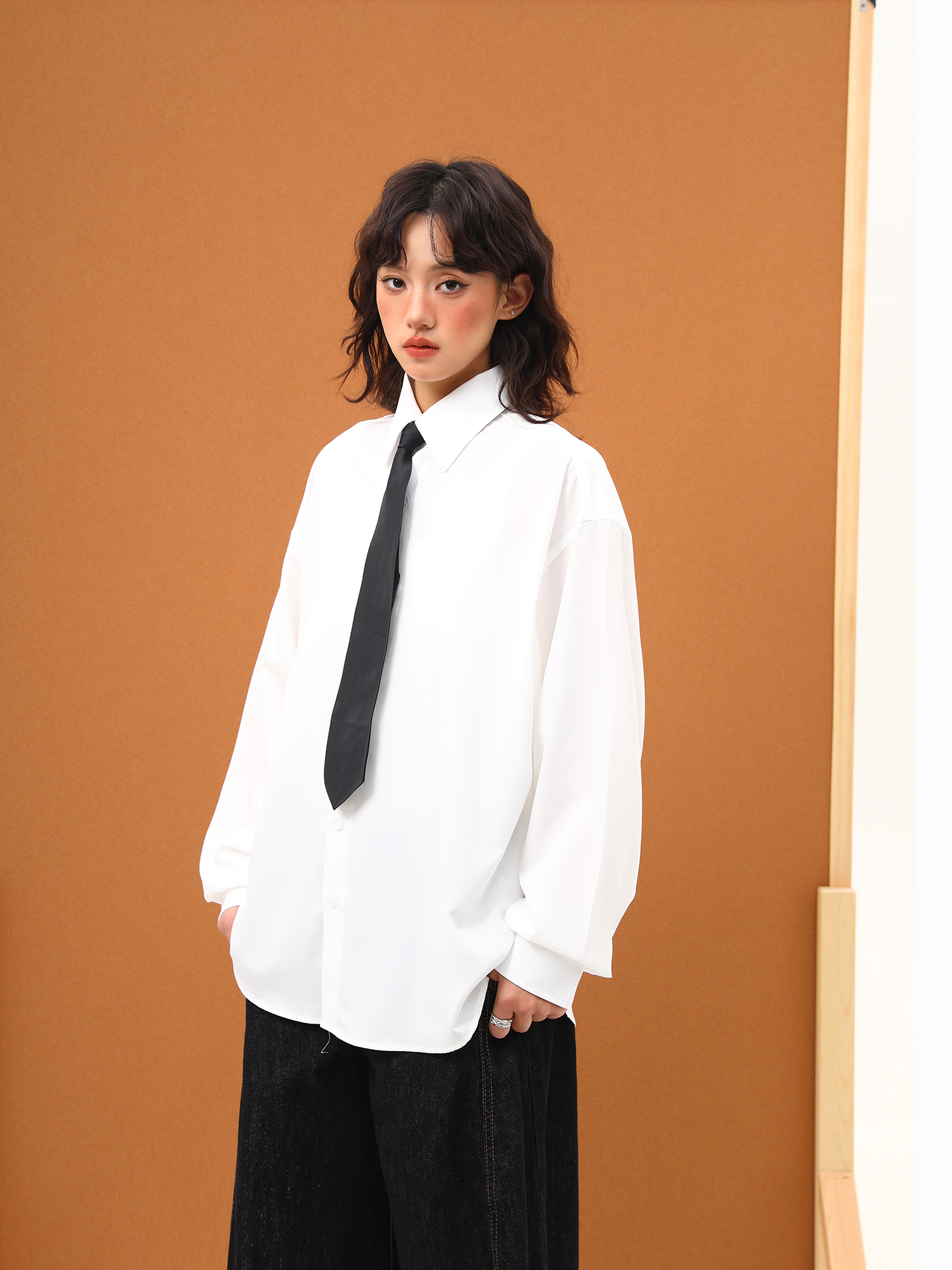 Handmade White Silk Loose Draped Shirt for Unisex - Wrinkle-Resistant, Versatile Design with Tie - Perfect for Y2K and Casual Chic Looks Handmade White Silk Loose Draped Shirt for Unisex - Wrinkle-Resistant, Versatile Design with Tie - Perfect for Y2K and Casual Chic Looks