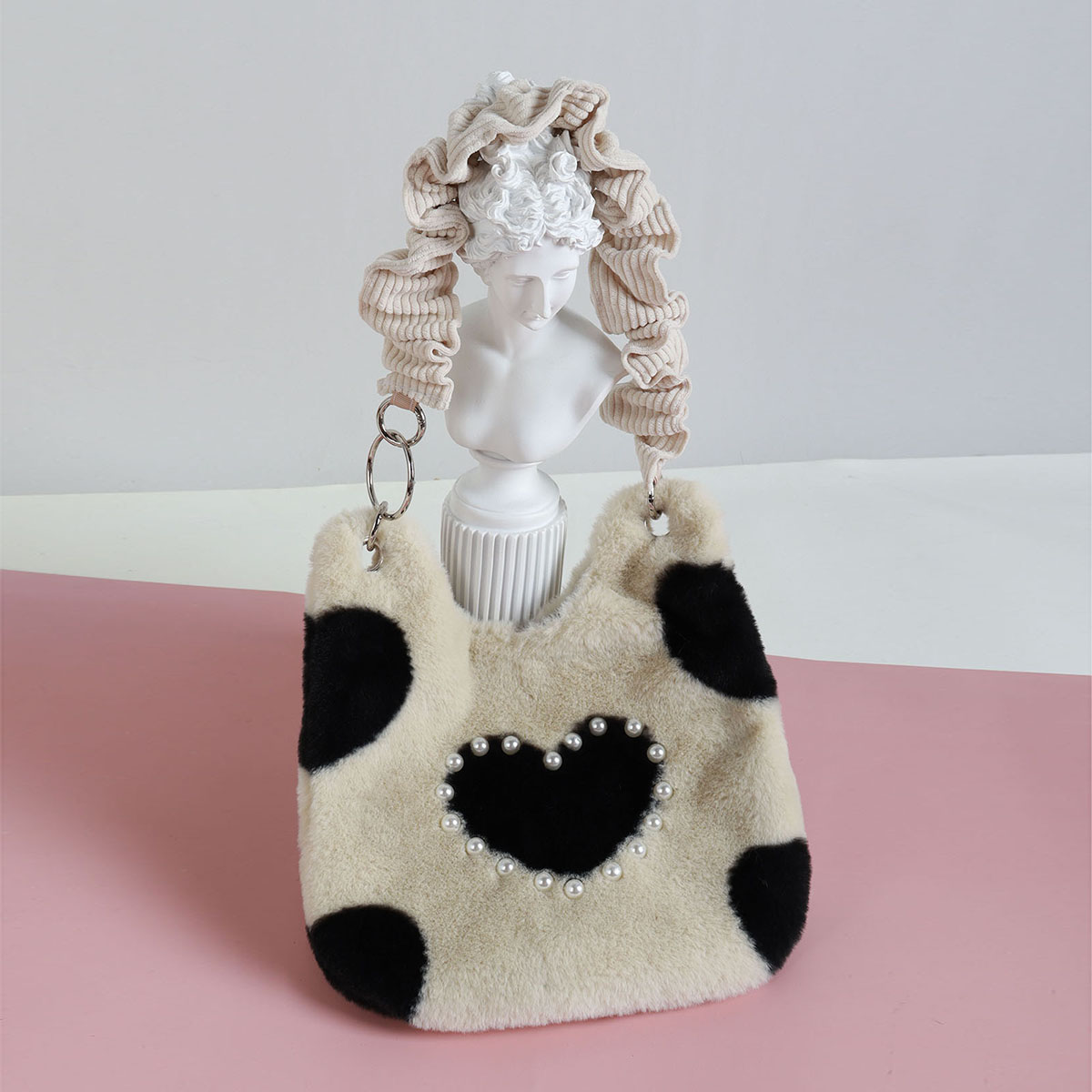 Heart-Shaped Plush Tote Bag for Women - Cute Casual Shoulder & Crossbody Bag in Sweet Cool Style for Autumn & Winter