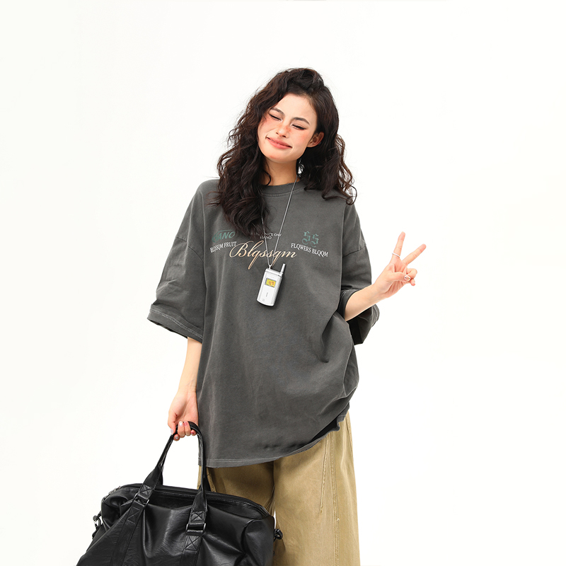 Heavyweight American Vintage Wash Short Sleeve T-Shirt for Men and Women, Loose Fit, Versatile Couple Top, Retro Style Fashion Heavyweight American Vintage Wash Short Sleeve T-Shirt for Men and Women, Loose Fit, Versatile Couple Top, Retro Style Fashion