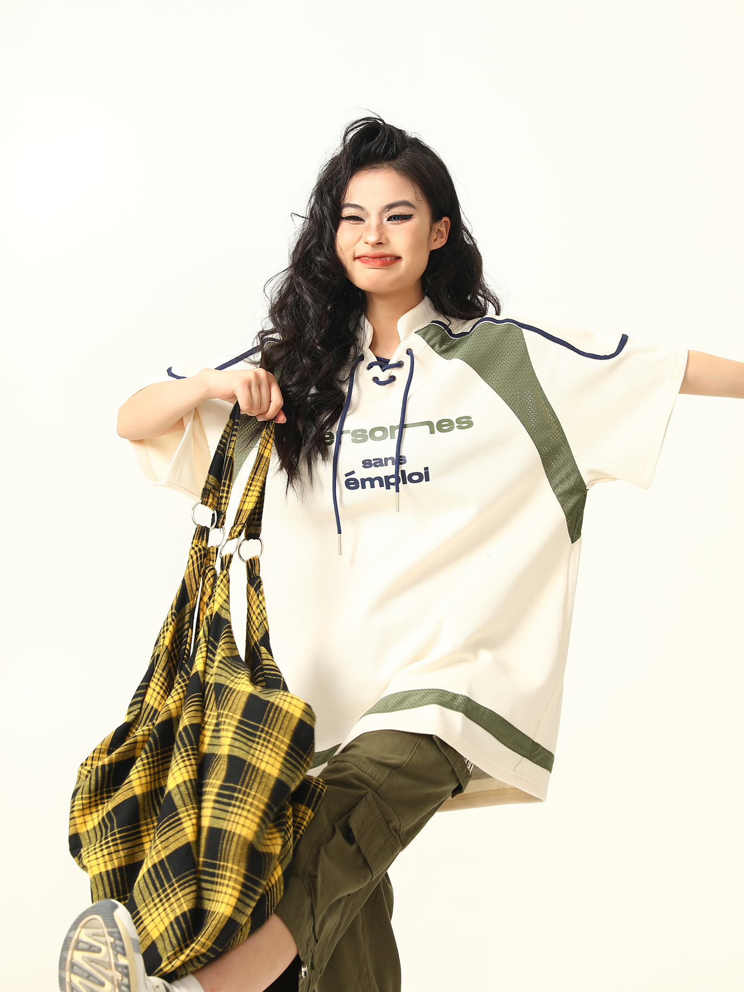 Heavyweight Short-Sleeve T-Shirt for Men & Women, Loose Fit Streetwear Couple Top, Niche Design, Casual Urban Style Heavyweight Short-Sleeve T-Shirt for Men & Women, Loose Fit Streetwear Couple Top, Niche Design, Casual Urban Style