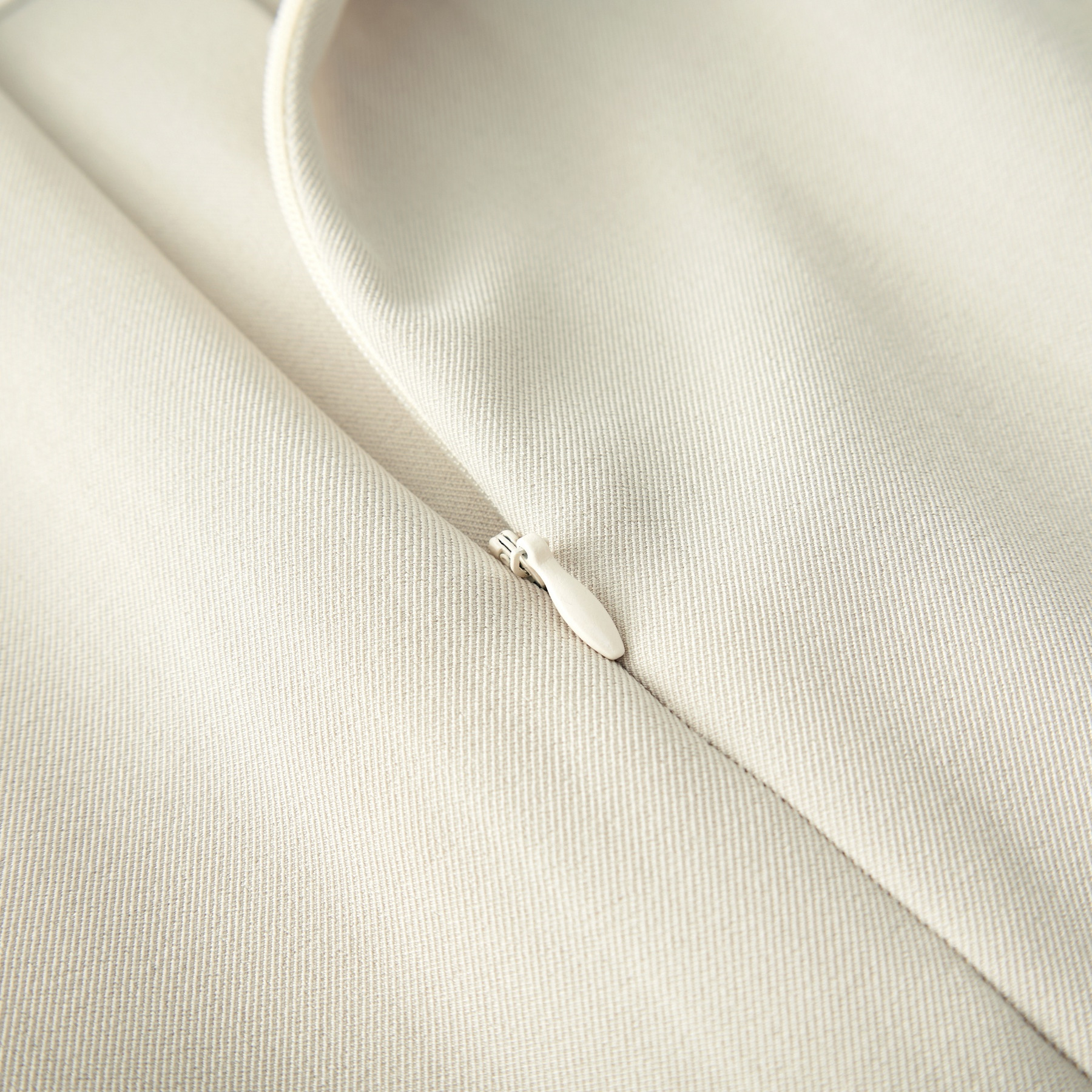 High-End Black High-Waisted Midi Skirt for Women - Slimming A-Line Pleated Design, Spring Summer 2025 Fashion Essential High-End Black High-Waisted Midi Skirt for Women - Slimming A-Line Pleated Design, Spring Summer 2025 Fashion Essential