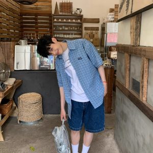 High-End Blue Plaid Short Sleeve Shirt for Men and Women, Summer College Style with Letter Embroidery, Loose Casual Top