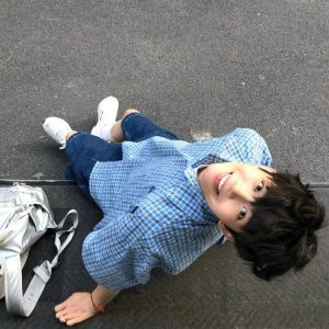 High-End Blue Plaid Short Sleeve Shirt for Men and Women, Summer College Style with Letter Embroidery, Loose Casual Top