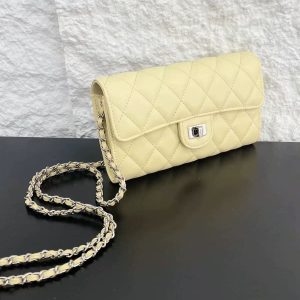 High-End Diamond-Patterned Crossbody Mini Bag - Versatile Small Square Chain Purse for Cards and Coins, Chic Luxury Style