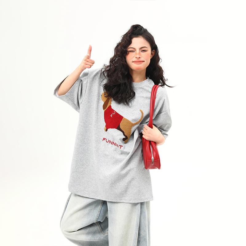 High-End Fabric American Retro Sausage Dog Embroidery Short-Sleeve T-Shirt for Women - Loose Fit Versatile Style