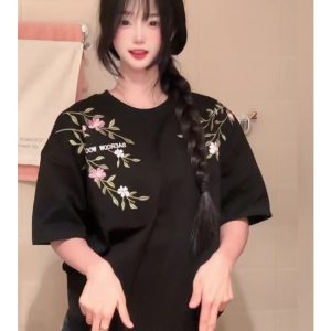 High-End Floral Embroidery Short Sleeve T-Shirt for Women - Chinese Style Black Top, Summer 90s Couple Outfit